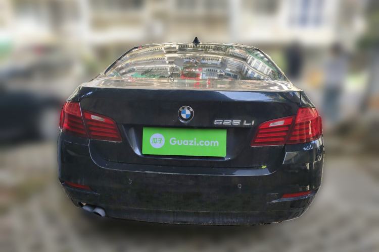 Used BMW 5 Series 2014 525Li Leading Model
