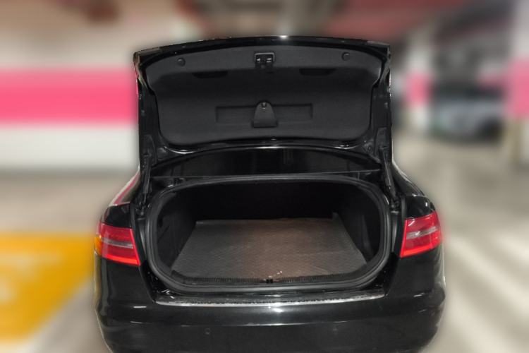 Used Audi A6L 2011 2.0 TFSI Automatic Standard Edition
