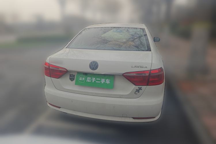 Used Volkswagen Lavida 2013 Restyled Classic 1.6L Manual Comfort Edition