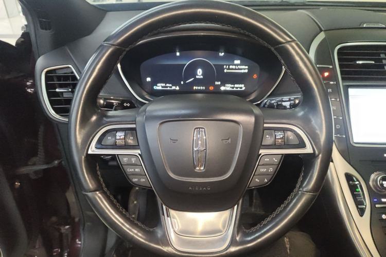 Used Lincoln Nautilus 2019 2.0T Two-Wheel Drive Luxury Edition China VI Standard
