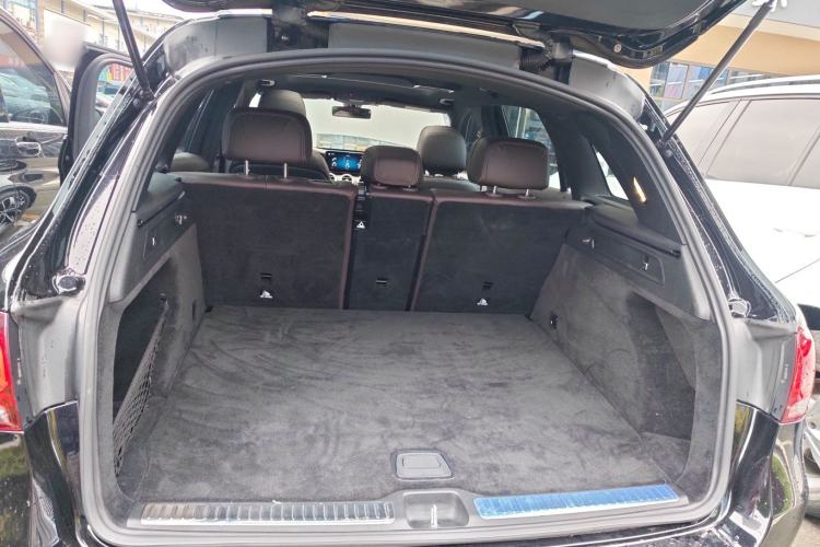Used Mercedes-Benz GLC 2022 GLC 260 L 4MATIC Luxury Model Trunk