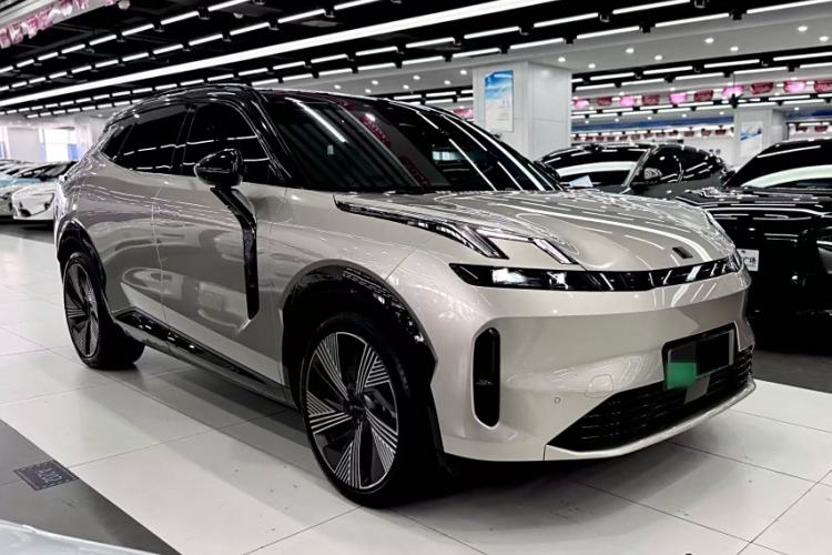 Used Lynk & Co 08 EM-P 2023 245km Ultra-Long Range Halo