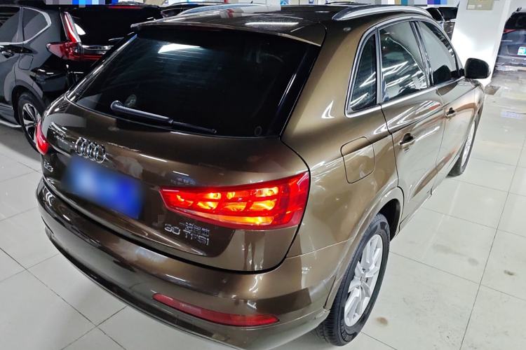 Used Audi Q3 2015 30 TFSI Ambition Edition Rear Right 45 Deg