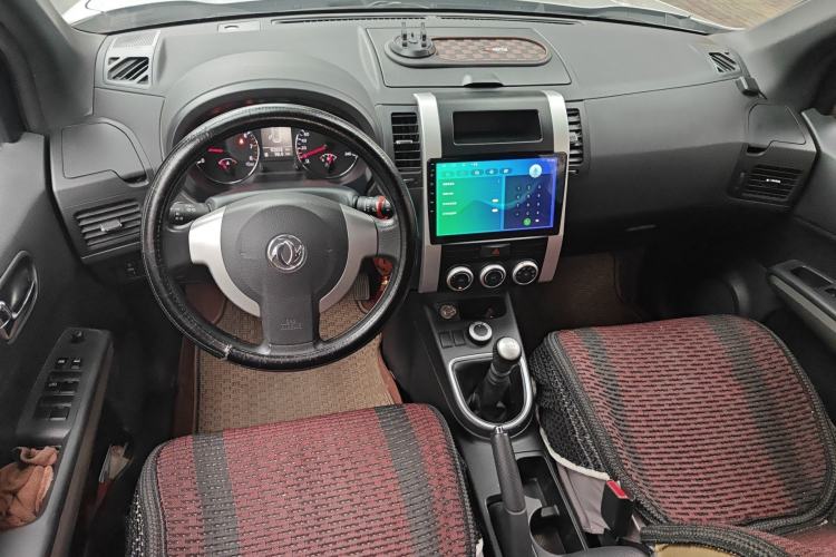 Used Dongfeng Fengdu MX6 2015 2.0L Manual 4x4 Navigation Edition Center Console