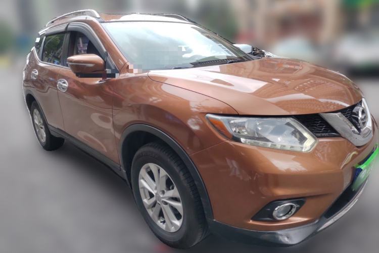 Used Nissan X-Trail 2014 2.0L CVT Comfort Edition 2WD Front Right 45 Deg