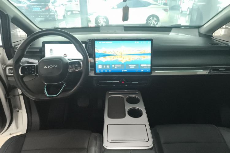 Used AION Y 2023 Plus 510 Smart Edition
