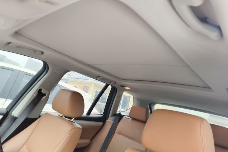 Used BMW X3 2014 xDrive28i Leading Model