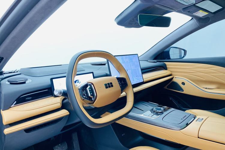 Used Geely Galaxy 8 2025 130km EM-P Starship Edition
