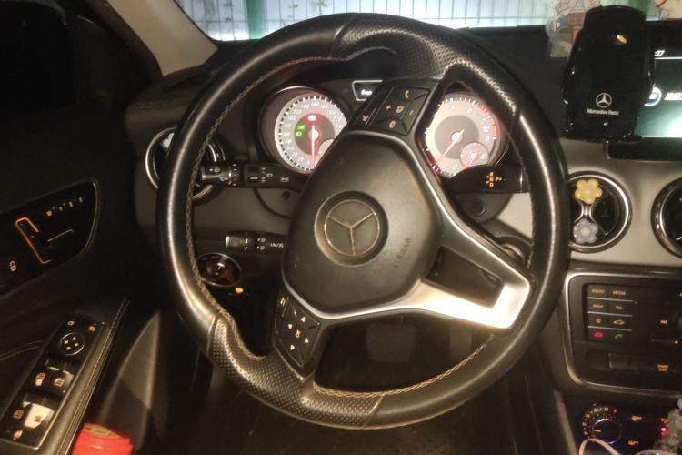 Used Mercedes-Benz GLA 2015 GLA 200 Fashion Model