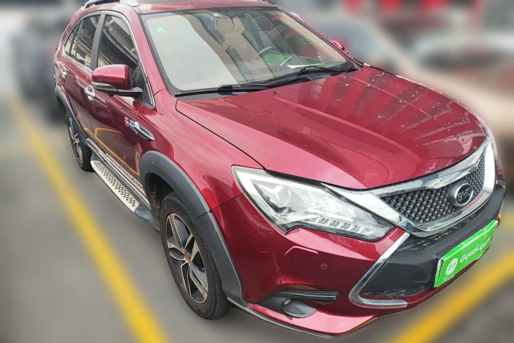 Used BYD Tang New Energy 2015 2.0T Four-Wheel-Drive Flagship Model Front Right 45 Deg