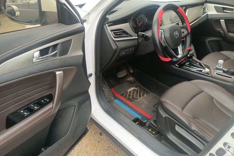 Used Changan CS35PLUS 2018 1.6L Automatic Coolline Version China V Standard
