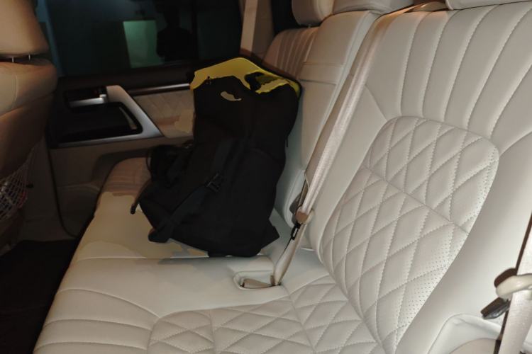 Used Toyota Land Cruiser 2021 5.7L VX-R Middle East