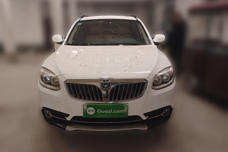 Used Brilliance V5 2012 1.6L Manual Luxury Model
