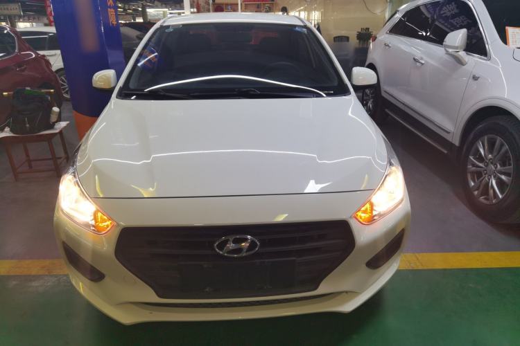 Used Hyundai Verna (older generation) 2017 1.4L Manual Refreshed Version China VI Standard Front