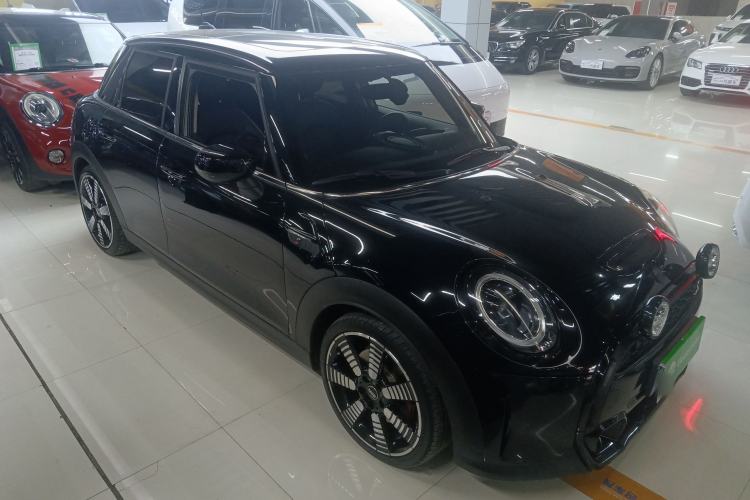 Used MINI 2023 2.0T COOPER S Artist Five-Door Edition
