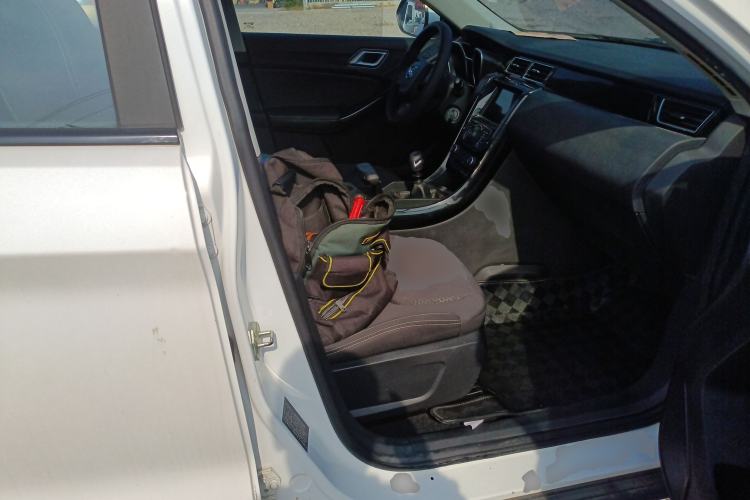 Used JMC Yusheng S330 2016 1.5L GTDi Manual Two-Wheel Drive Value Edition