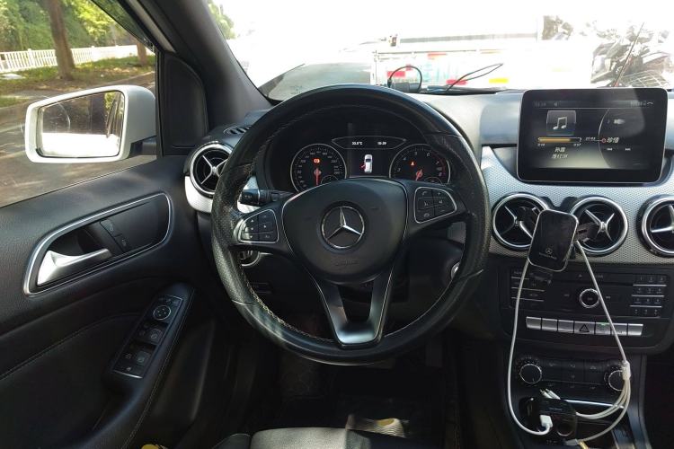 Used Mercedes-Benz B-Class 2017 B 200 Sport Edition