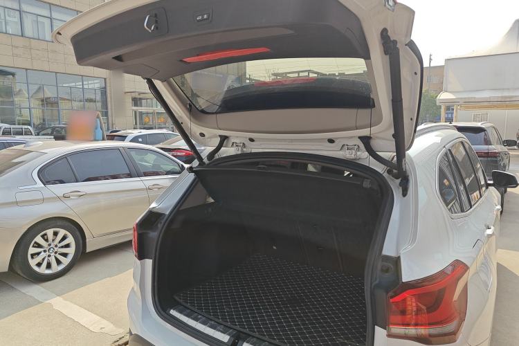 Used BMW X1 2021 Restyled sDrive25Li Leading Edition
