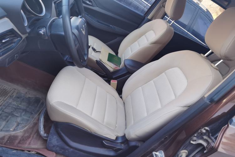 Used Wuling Hongguang 2019 1.5L S Standard Version China VI LAR