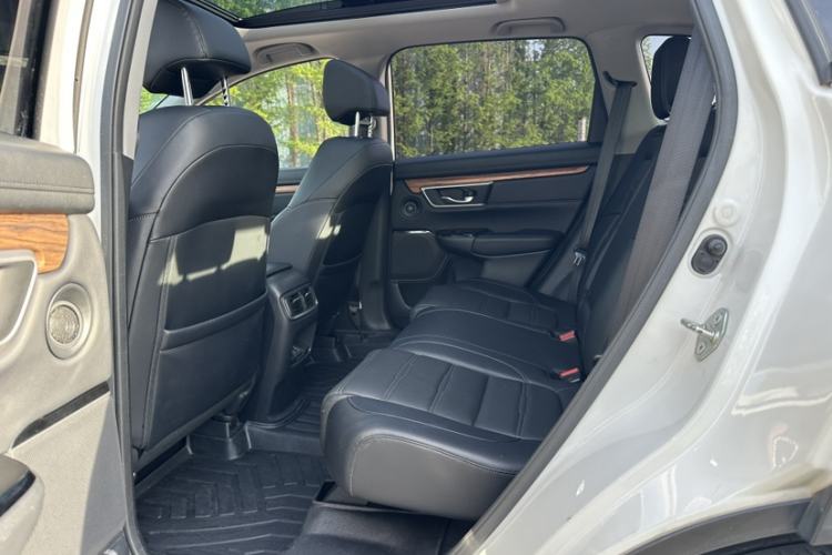 Used Honda CR-V 2017 240TURBO CVT Front-Wheel Drive Fashion Edition