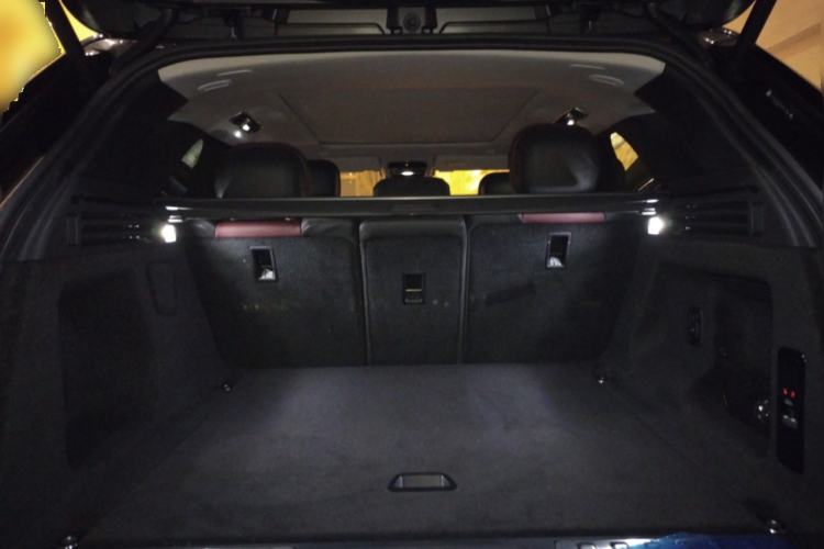 Used Land Rover Range Sport 2024 400PS Dynamic SE Trunk