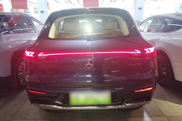 Used Mercedes-Benz EQS SUV 2023 450 4MATIC Pioneer Edition Rear