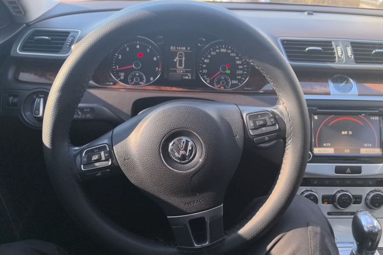 Used Volkswagen Magotan 2012 Travel Edition 2.0 TSI Luxury Version