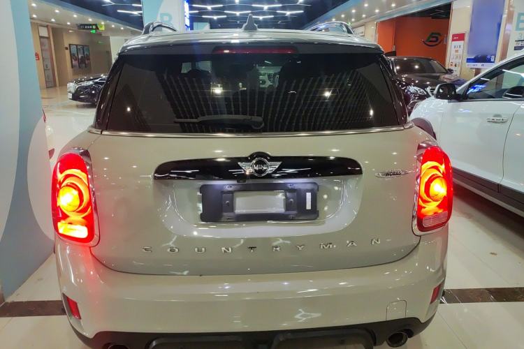 Used MINI JCM COUNTRYMAN 2017 2.0T JOHN COOPER WORKS Traveler
