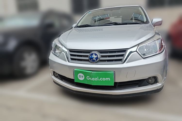 Used Venucia D50 2012 1.6L Manual Comfort Edition Front