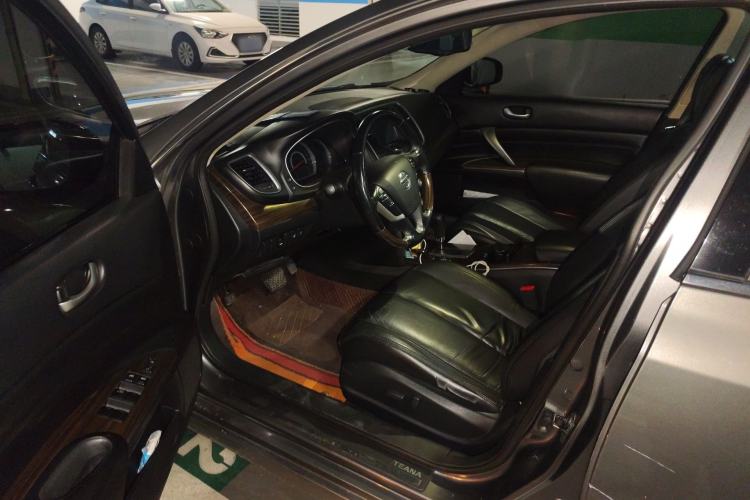 Used Nissan Teana 2012 2.5L XV VIP Cloud Security Edition Driver Seat
