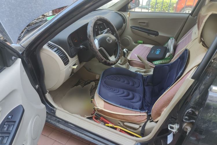 Used Soueast V3 Lingyue 2014 1.5L Manual Entry-Level Version Driver Seat