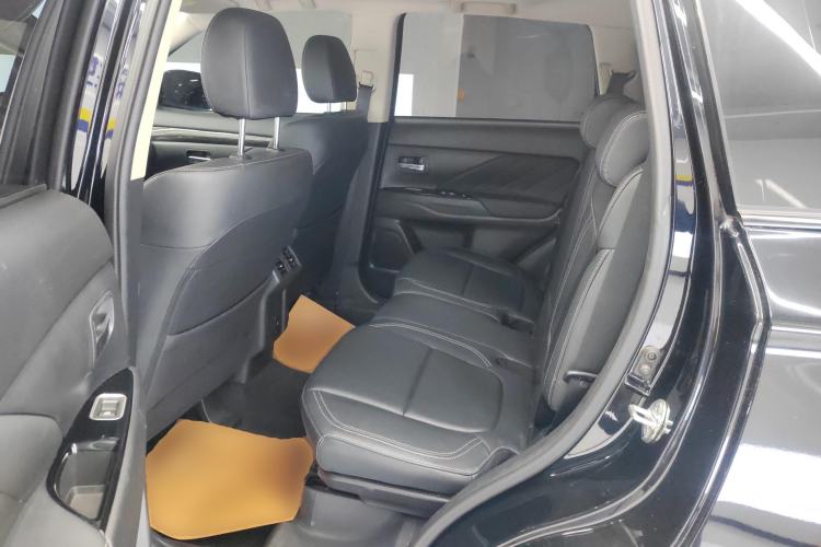 Used Mitsubishi Outlander 2020 2.0L Two-Wheel Drive Enjoyment Version 5 Seats
