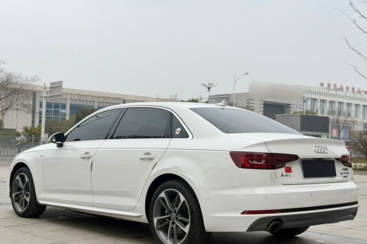 Used Audi A4L 2018 30th Anniversary Edition 40 TFSI Sport Edition