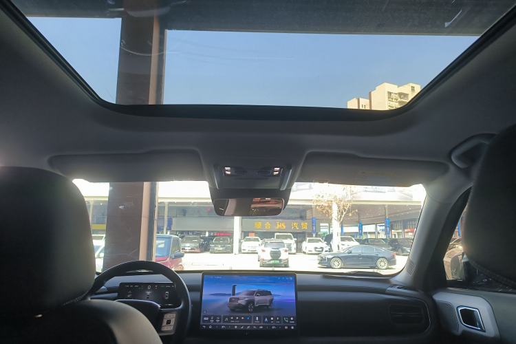 Used Formula Leopard Titanium 3 2025 501 km Range Rear-Wheel Drive Intelligent Driving Max Edition