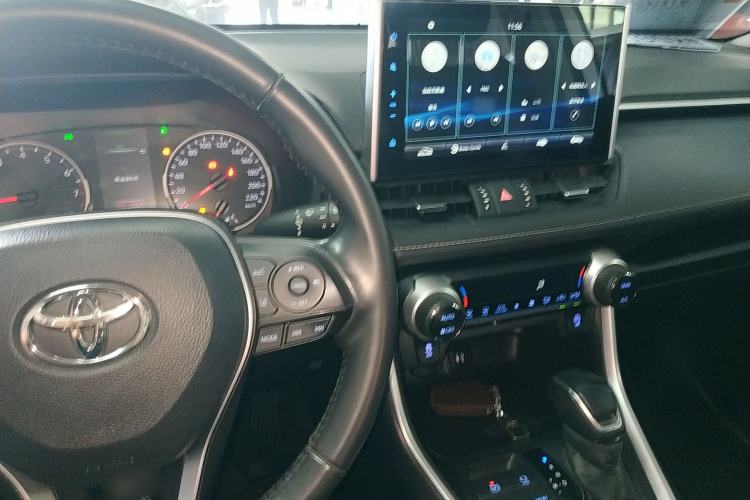 Used Toyota Wildlander 2021 2.0L CVT Two-Wheel Drive Luxury Edition
