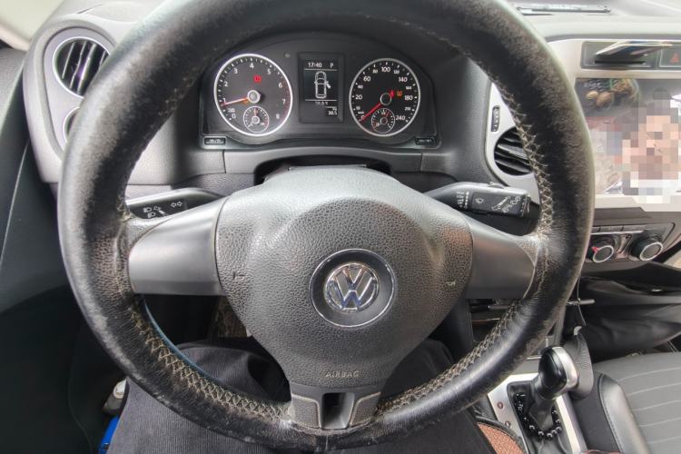 Used Volkswagen Tiguan 2015 1.8TSI Automatic Two-Wheel Drive Trend Edition Steering Wheel