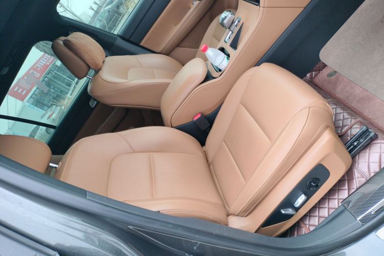 Used Li Auto ONE 2021 Extended-Range 6-Seater Version Right Front Seat
