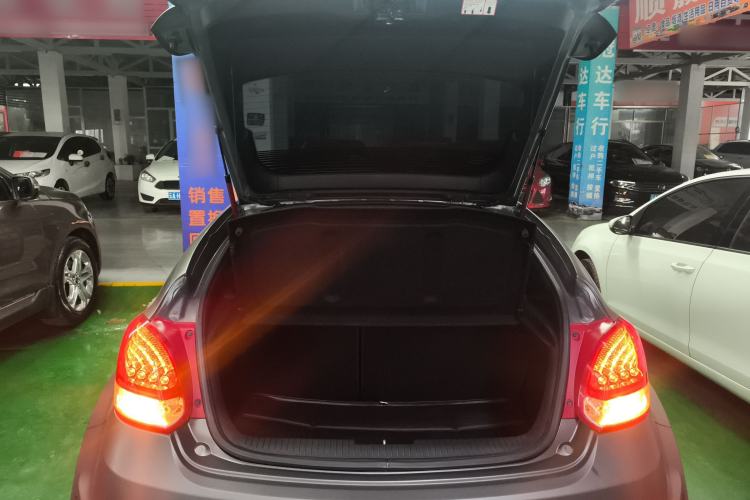 Used Hyundai Veloster 2015 1.6T Automatic Luxury Edition