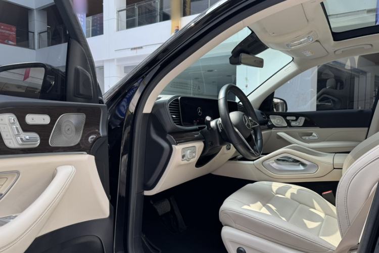 Used Mercedes-Benz GLE 2024 Refreshed GLE 350 4MATIC Stylish Edition
