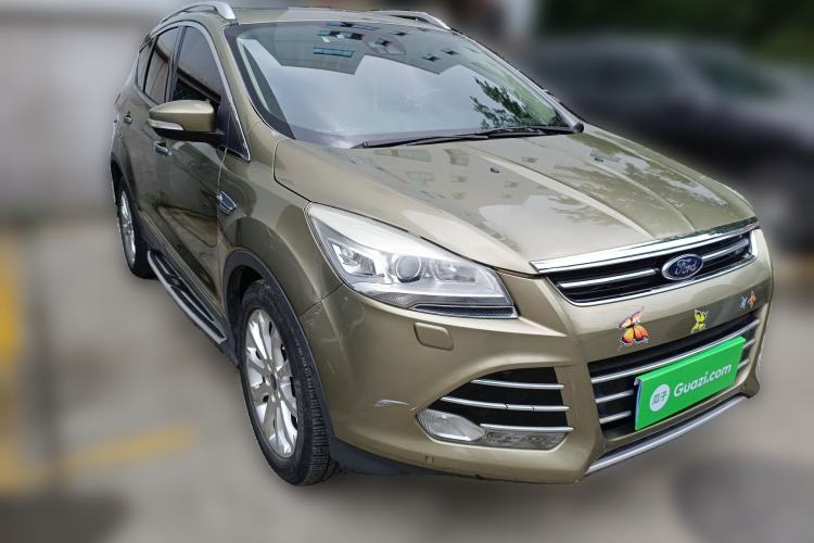 Used Ford Kuga 2013 2.0L GTDi Four-Wheel Drive Premium Model Front Right 45 Deg