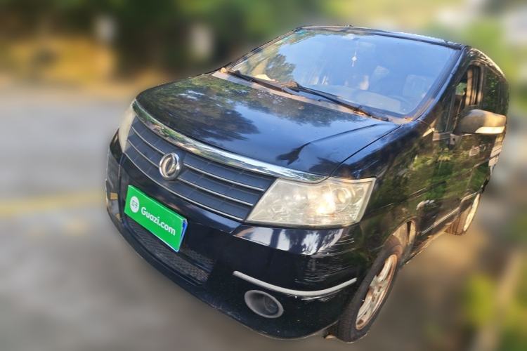 Used Dongfeng Shuaike 2013 Revised Version 1.5L Manual Comfort Trim 7 Seats China IV Standard