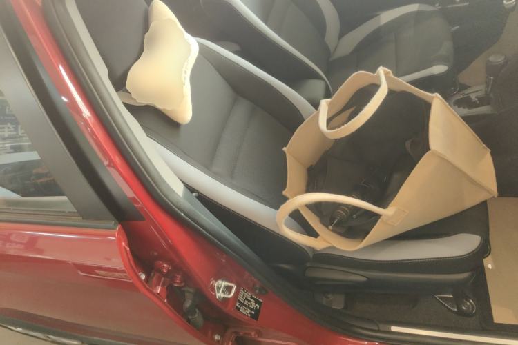 Used Toyota YARiS L Zhi Xuan 2022 X-Trail 1.5L CVT Leading PLUS Edition
