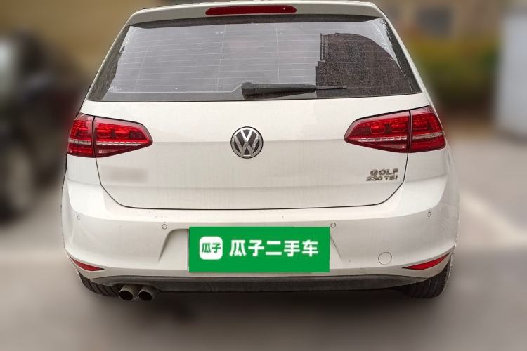 Used Volkswagen Golf 2017 230TSI Automatic Comfort Edition – Celebrating Milestone of One Million Units Rear