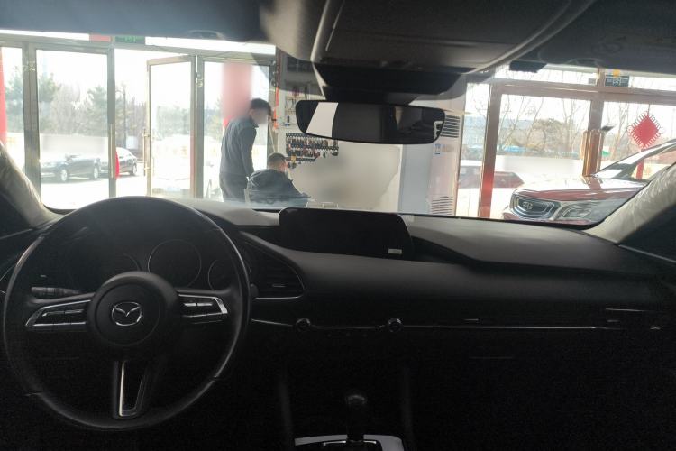 Used Mazda 3 Axela 2023 2.0L Automatic ZhiZhen Edition
