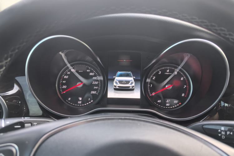 Used Mercedes-Benz V-Class 2017 V 260 L Prestige Extended Edition Instrument Cluster