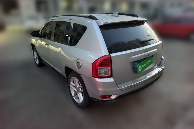 Used Jeep Compass 2011 2.4L four-wheel drive luxury version