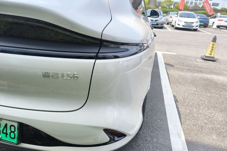 Used IM LS6 2023 Max Long-Range Version
