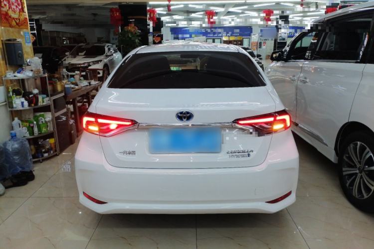 Used Toyota Corolla 2021 Dual-Motor 1.8L E-CVT Elite Edition
