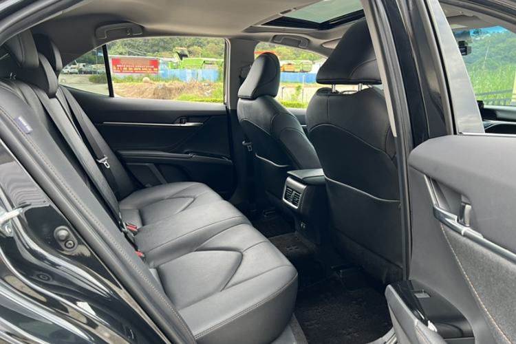 Used Toyota Camry 2022 2.0GVP Premier Edition