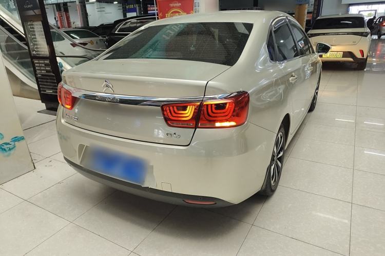 Used Citroen C4 Sega 2016 1.6L Manual Luxury Model
